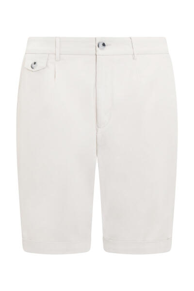 Bej Rahat Kesim Yandan Cepli Şort 