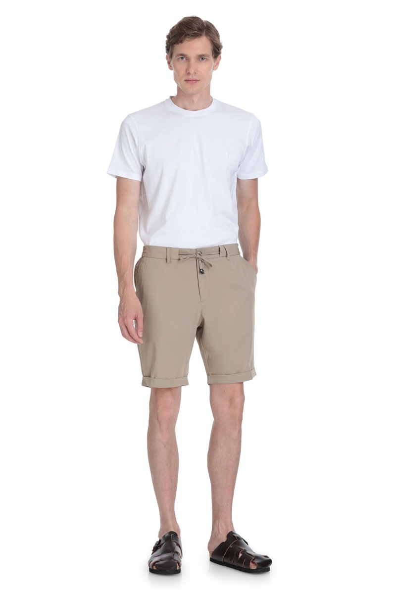 Bej Rahat Kesim Yandan Cepli Şort - Saykı (1)