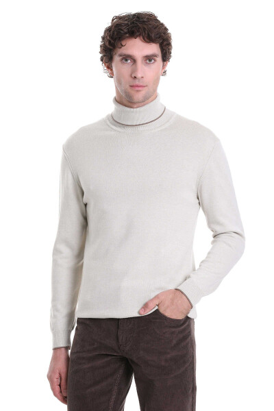 Bej Regular Fit Balıkçı Yaka Triko Kazak - 1