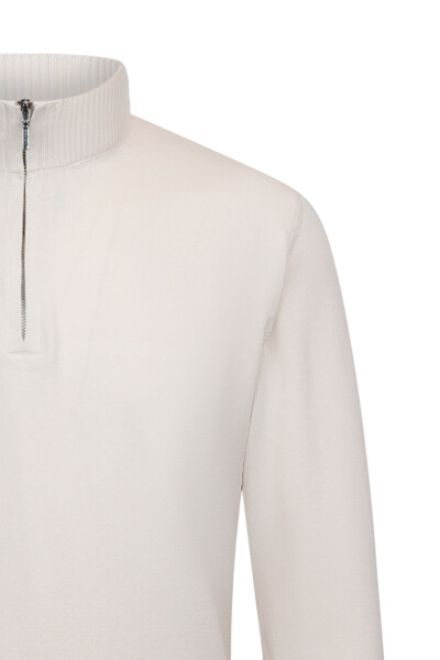 Bej Regular Fit Fermuarlı Yarım Balıkçı Yaka Rayon Kazak - 3