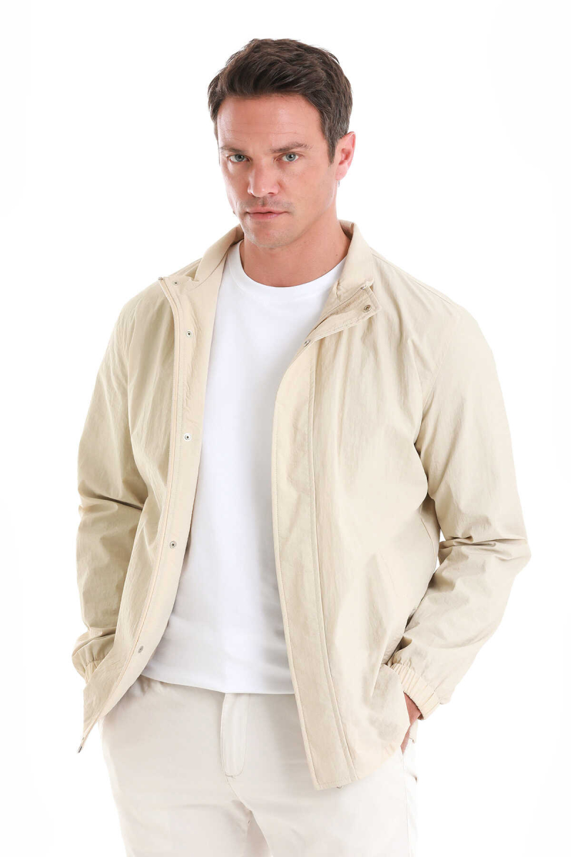 Bej Slim Fit Düz Dik Yaka Mevsimlik Mont - HTML (1)