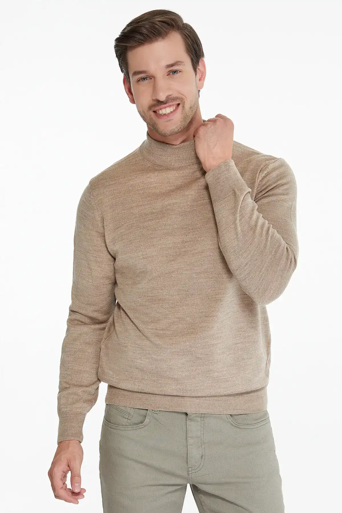 Bej Regular Fit Düz Yarım Balıkçı Yaka Triko Kazak - 1