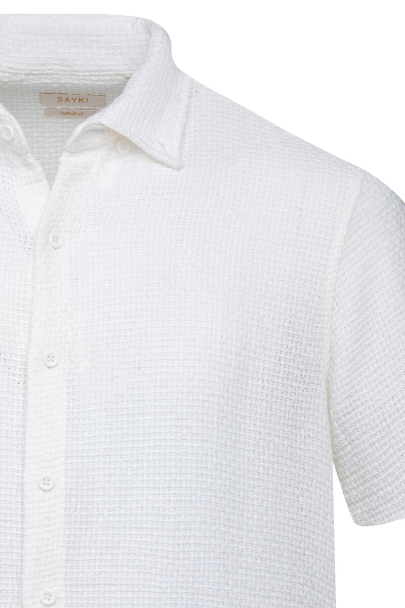 Beyaz Comfort Fit Düğmeli Yaka 100% Pamuk Kısa Kollu Casual Gömlek - Saykı (1)