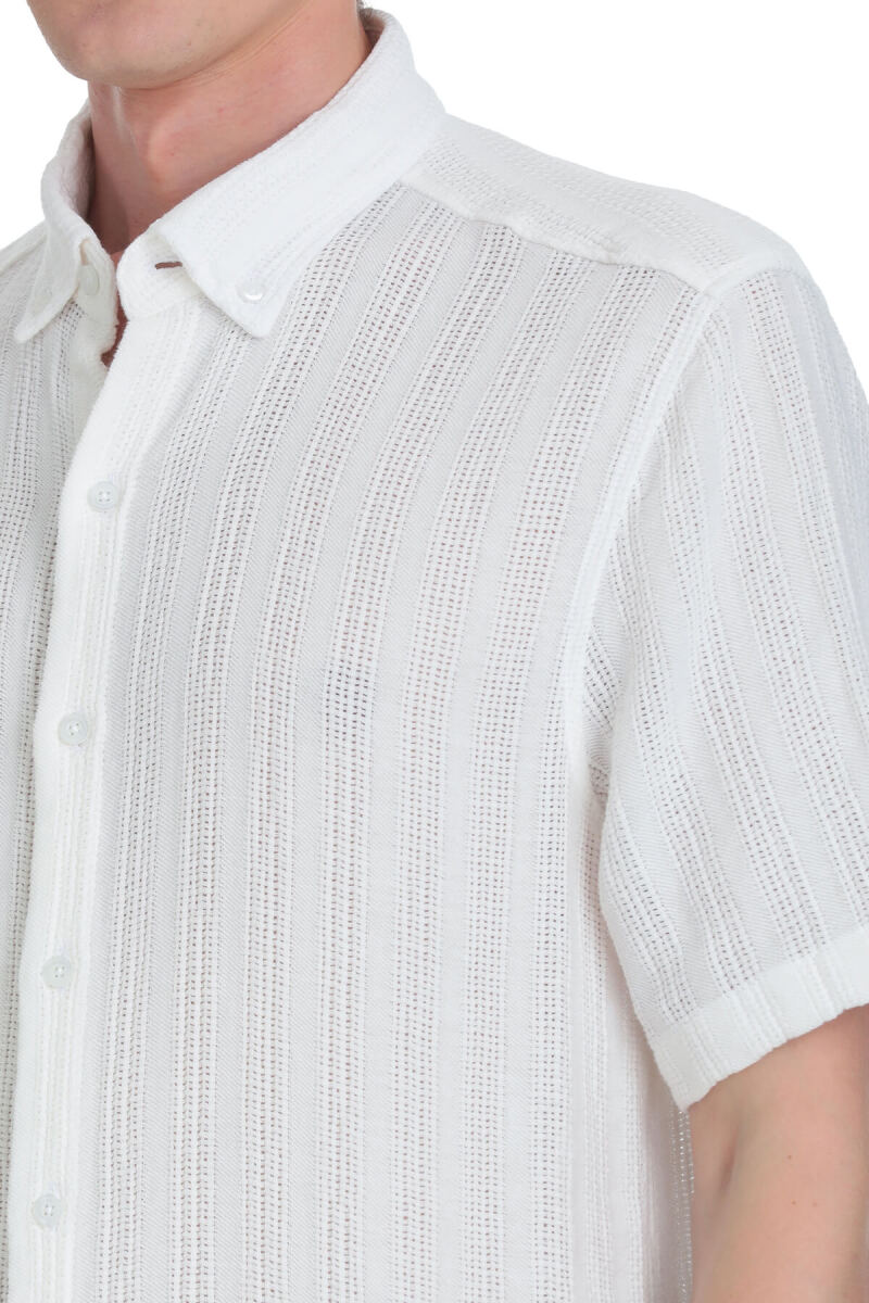 Beyaz Comfort Fit Düğmeli Yaka Kısa Kollu Pamuk Gömlek - HTML (1)