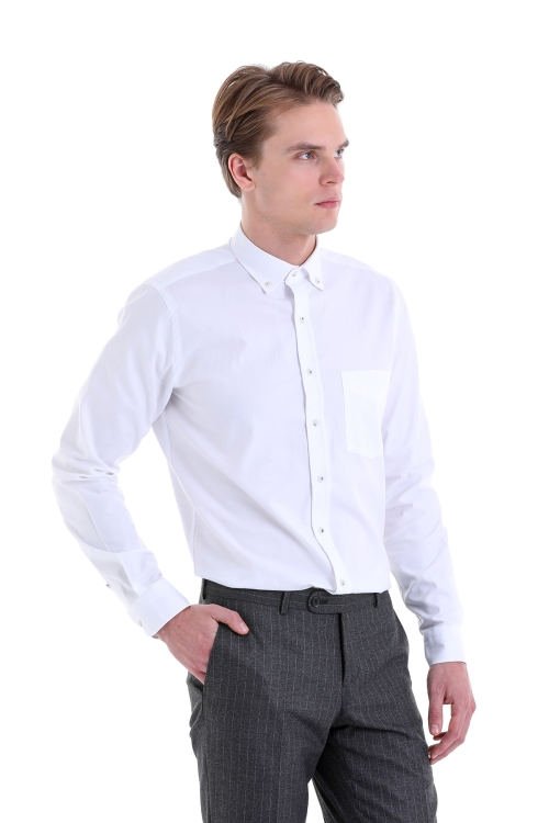 Beyaz Comfort Fit Düz 100% Pamuk Düğmeli Yaka Uzun Kollu Casual Gömlek - Thumbnail (2)