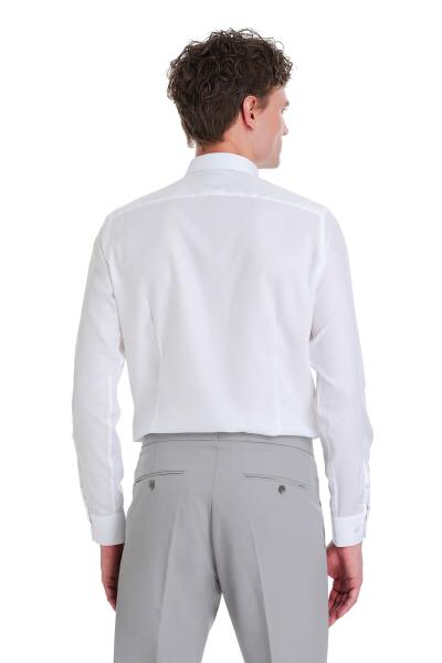 Beyaz Klasik Fit Slim Yaka Uzun Kollu Pamuklu Gömlek - 5