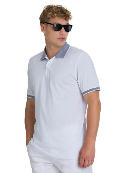 Beyaz Regular Fit 100% Pamuklu Polo Yaka Tişört 