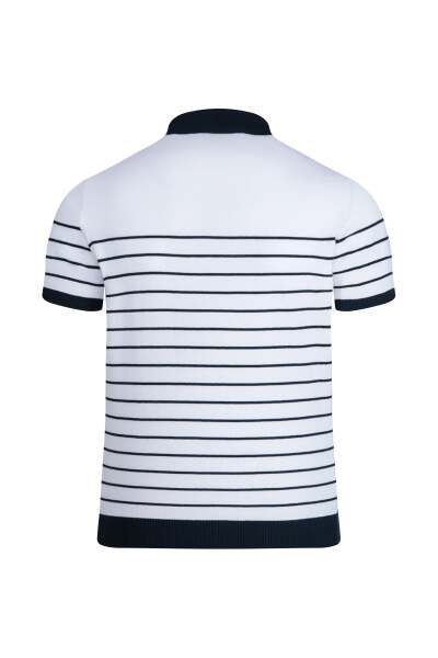 Beyaz Regular Fit Apaş Yaka Pamuklu Tişört - 3