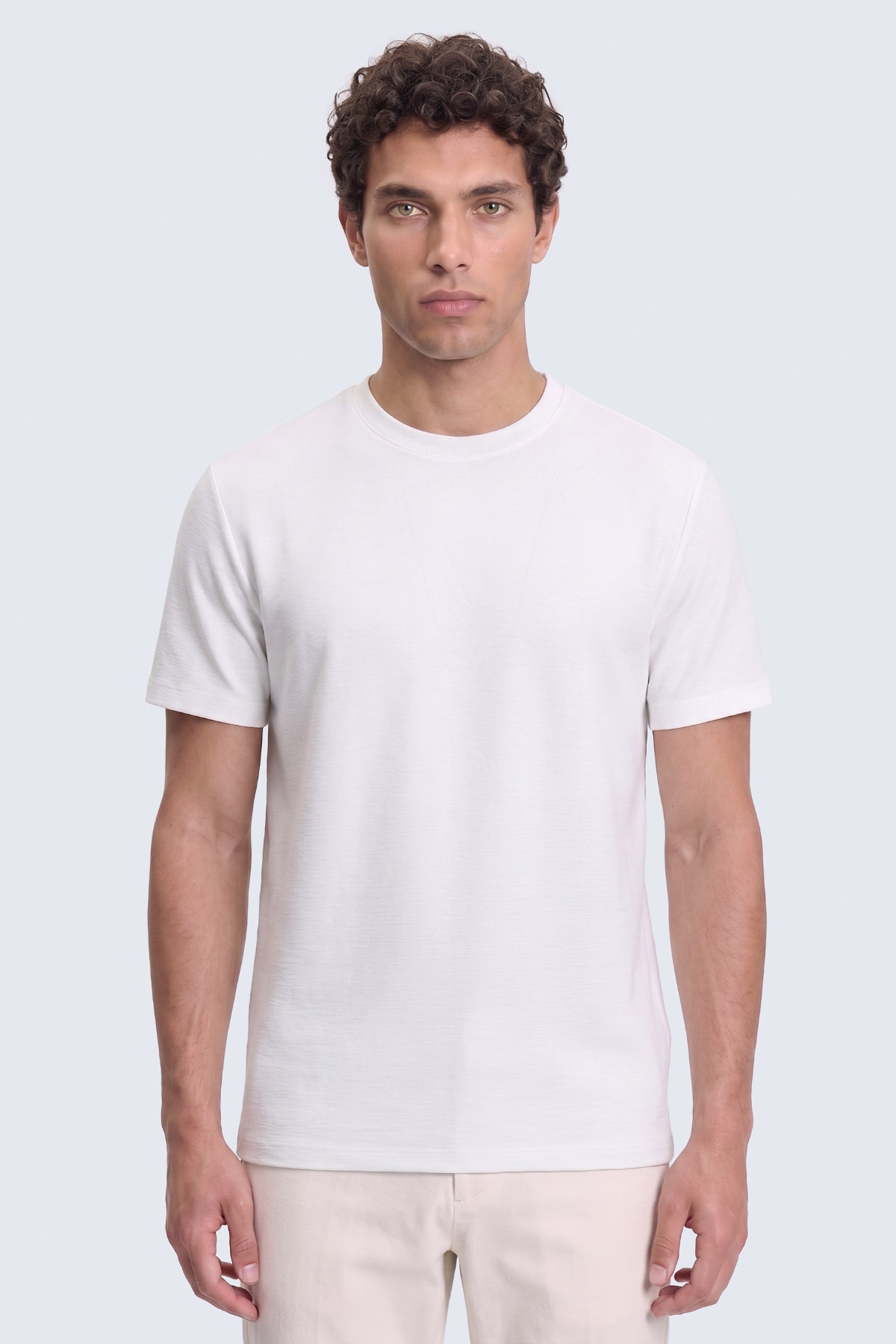 Beyaz Regular Fit Bisiklet Yaka Basic Tişört - 1