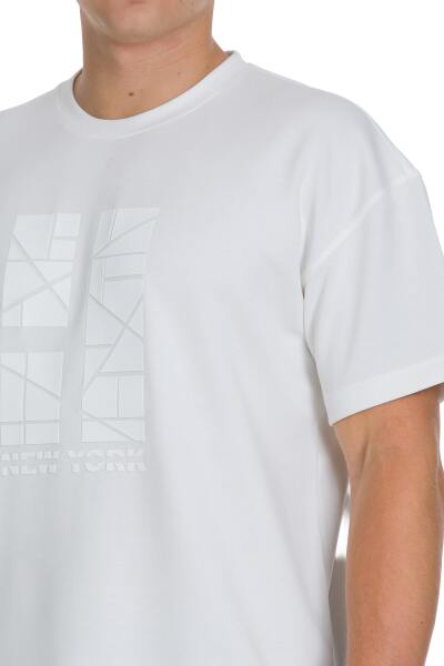 Beyaz Regular Fit Bisiklet Yaka Oversize Tişört - 4