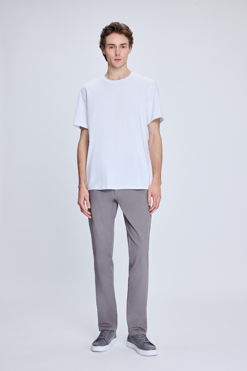 Beyaz Regular Fit Bisiklet Yaka Pamuklu Tişört - HTML (1)