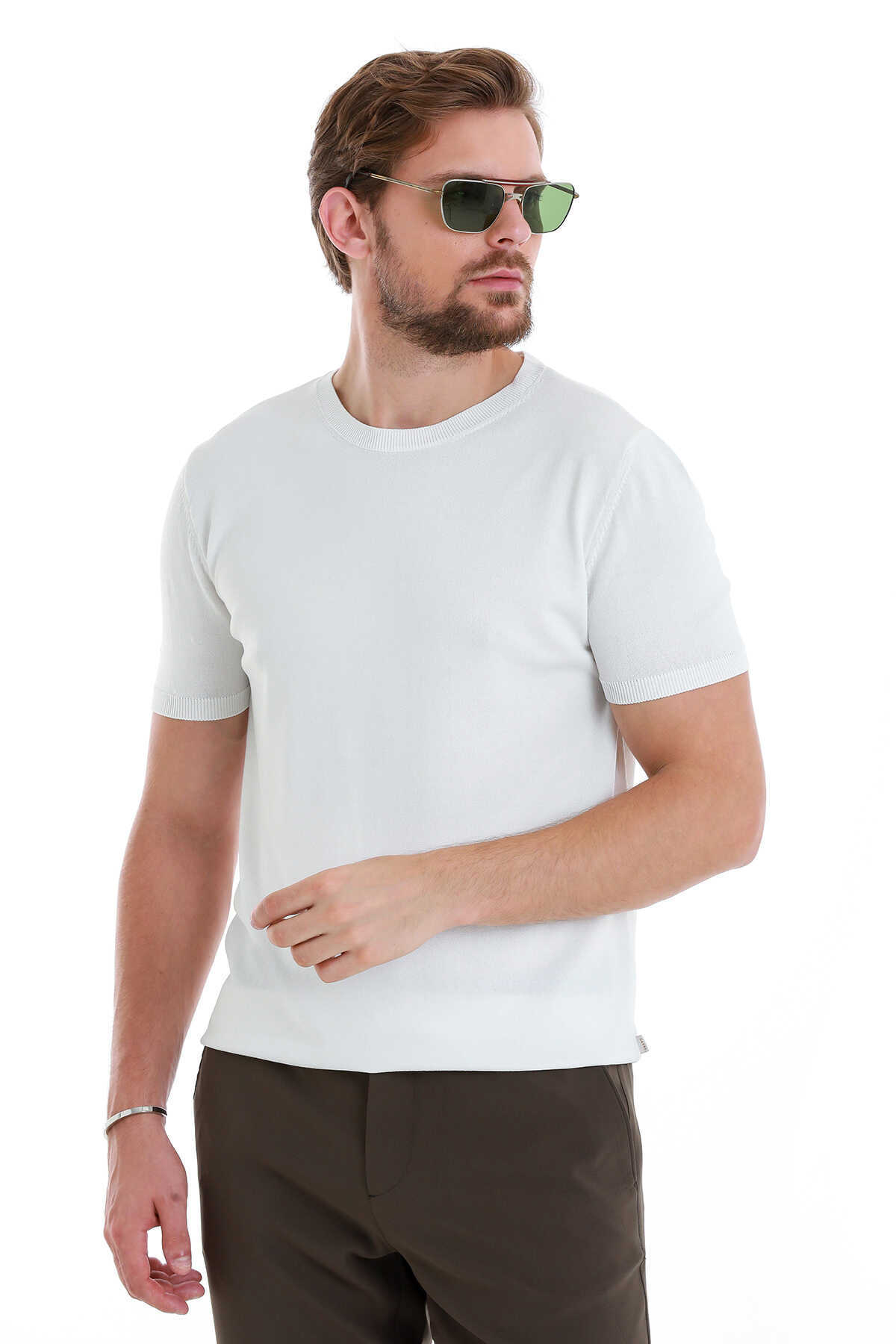 Beyaz Regular Fit Bisiklet Yaka Rayon Tişört - 4