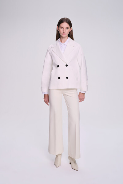 Saykı Woman Beyaz Slim Fit Mono Yaka Pamuklu Trençkot 