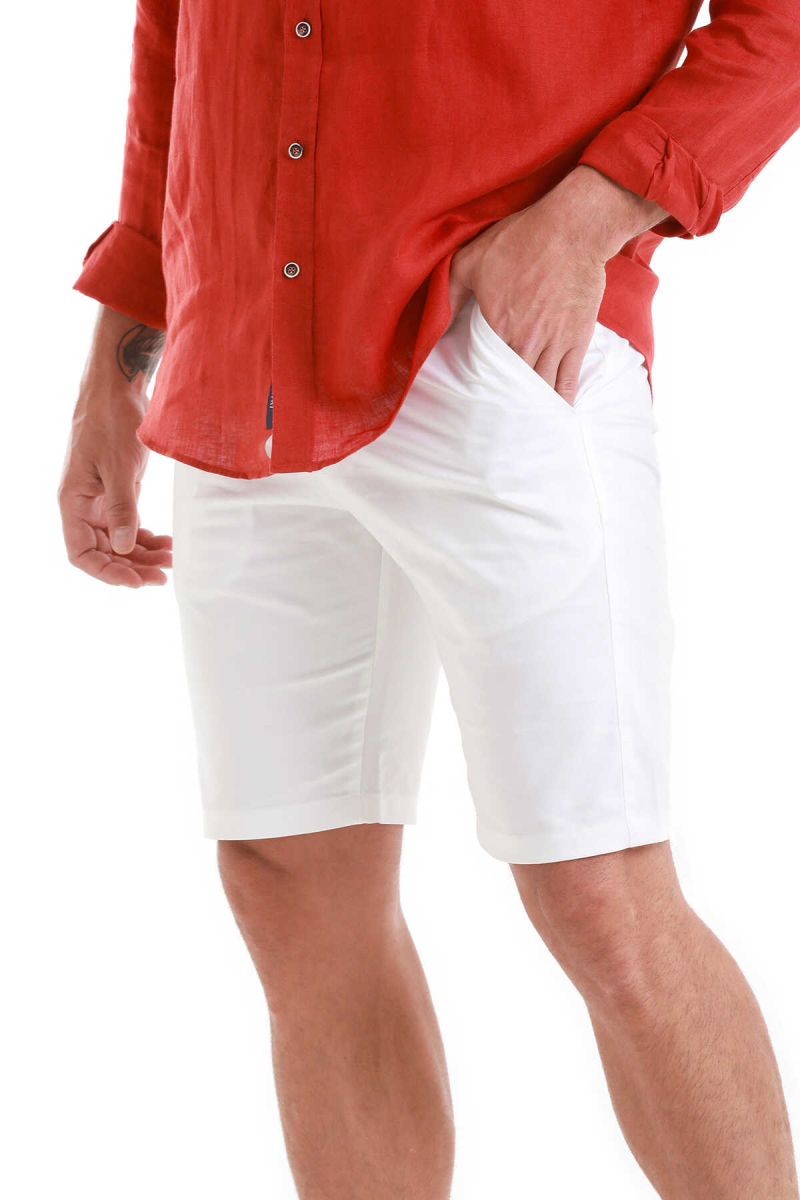 Beyaz Slim Fit Yandan Cepli Basic Şort - Hatemoğlu (1)
