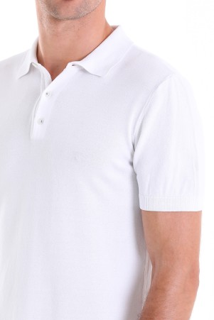Beyaz Regular Fit Düz Polo Yaka Rayon Triko Tişört - Thumbnail