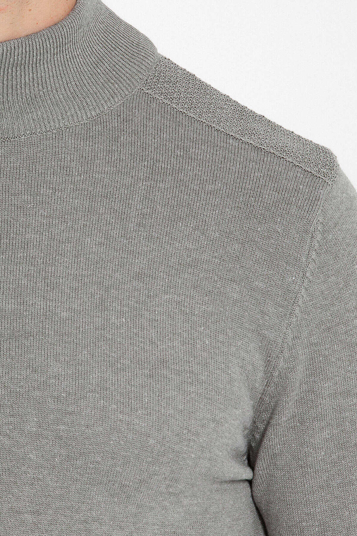 Gri Regular Fit Yarım Balıkçı Yaka Pamuklu Triko Kazak - 8