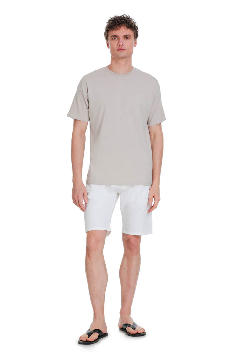 Ekru Regular Fit 100% Pamuk Bisiklet Yaka Oversize Tişört - HTML (1)