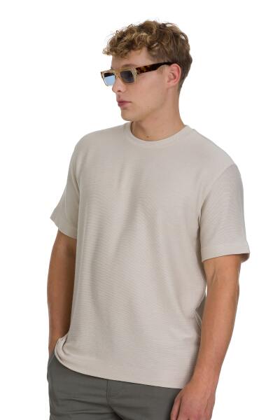 Ekru Regular Fit Bisiklet Yaka Basic Tişört 