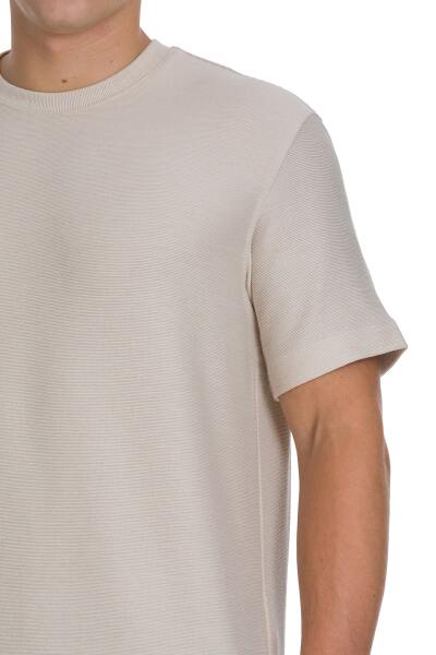 Ekru Regular Fit Bisiklet Yaka Basic Tişört - 4