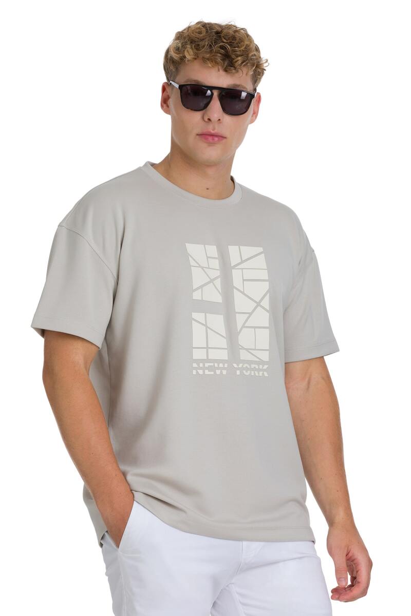 Ekru Regular Fit Bisiklet Yaka Oversize Tişört - HTML