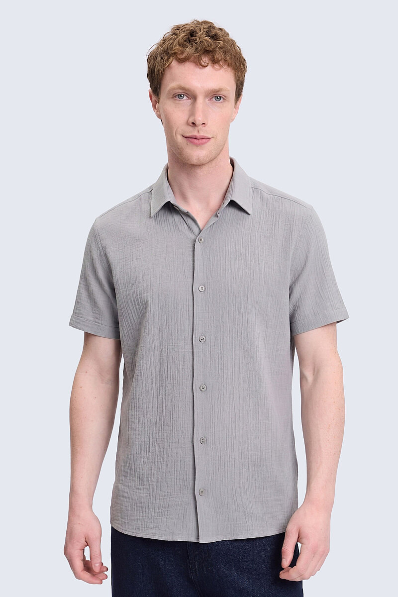 Gri Comfort Fit 100% Pamuk Gizli Düğmeli Yaka Kısa Kollu Gömlek