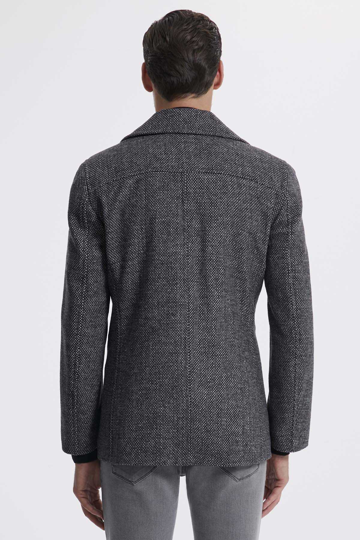 Gri Desenli Kaban - 4