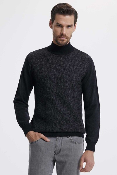 Gri Desenli Siyah Triko Kazak - 1