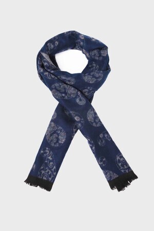 Gri Desenli Atkı - 4