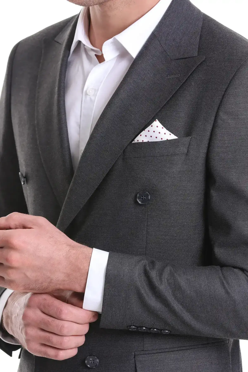 Bordo Puantiyeli Cep Mendili - Hatem Saykı (1)