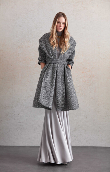 Saykı Woman Siyah Regular Fit Balık Sırtı Desenli Kemerli Yün Manto - 2