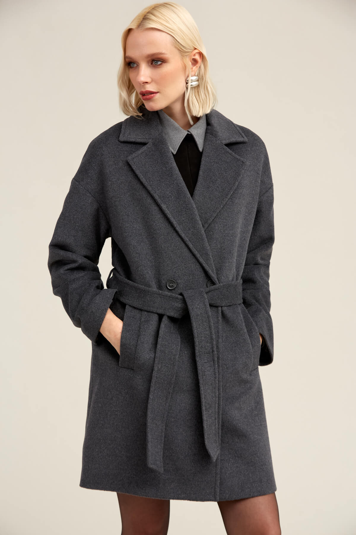 Saykı Woman Gri Regular Fit Mono Yaka Yünlü Manto - 4