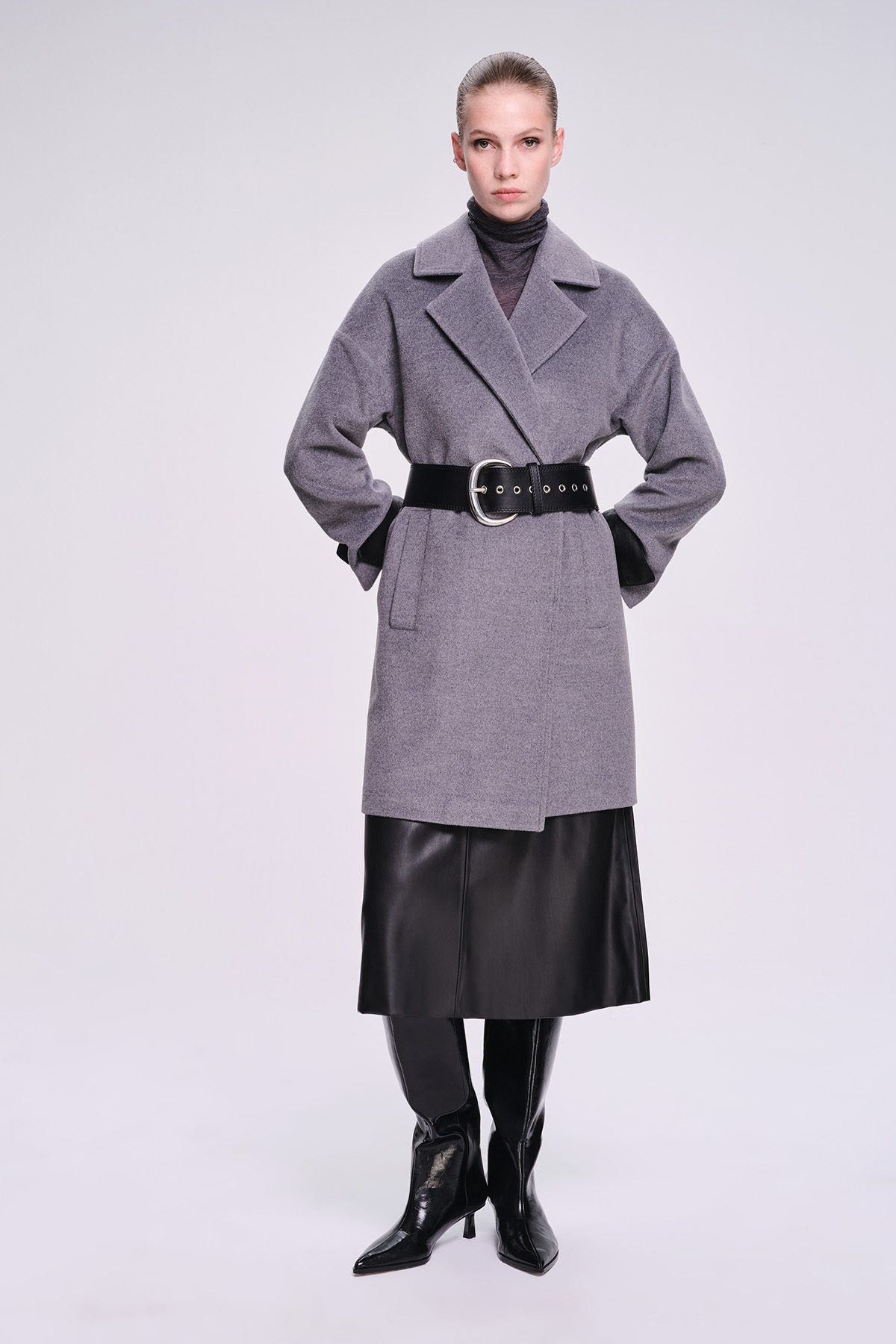 Saykı Woman Gri Regular Fit Mono Yaka Yünlü Manto - 2