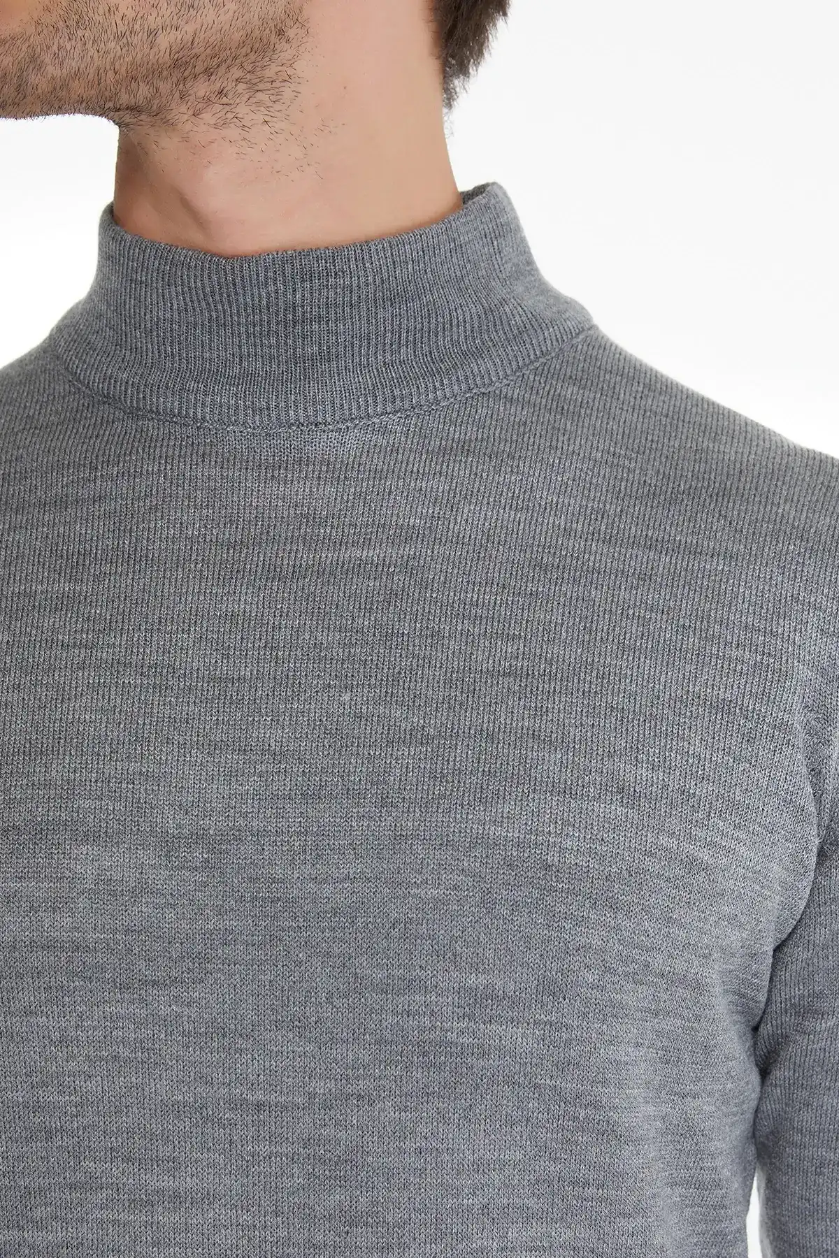 Gri Regular Fit Düz Yarım Balıkçı Yaka Triko Kazak - 4