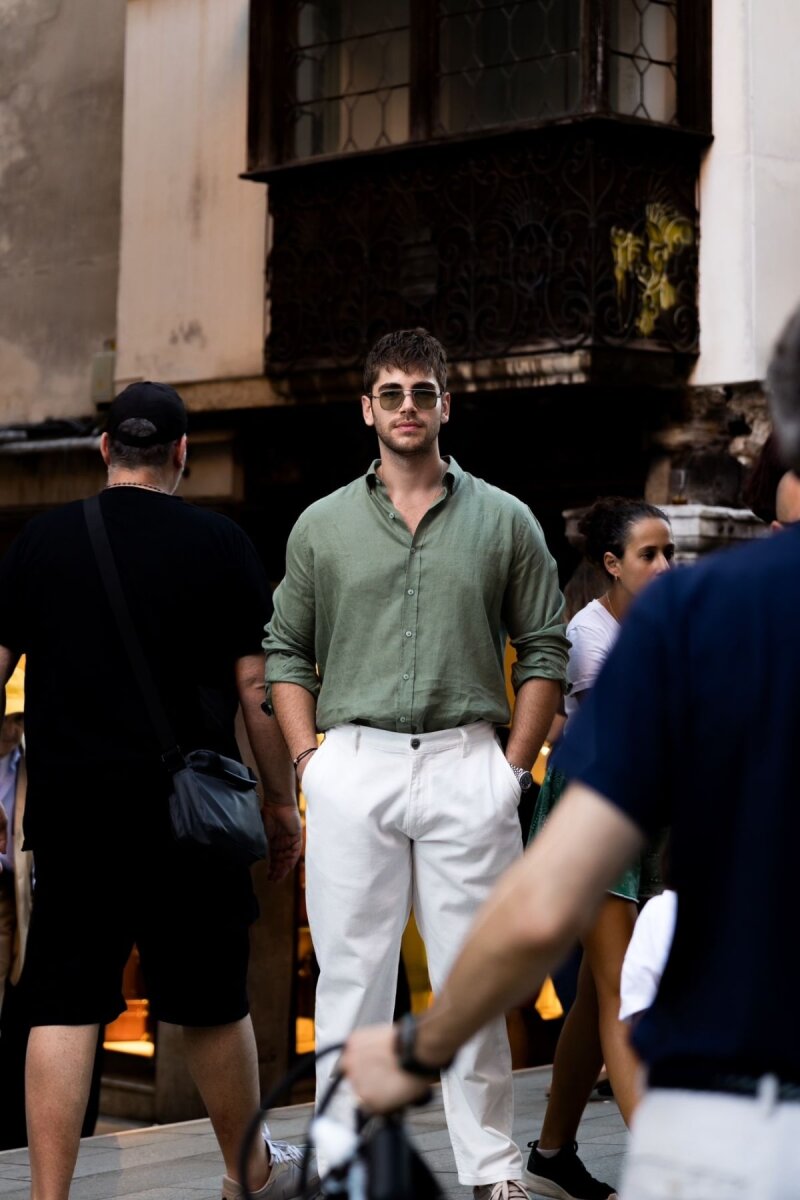 Haki Comfort Fit Düğmeli Yaka Uzun Kollu Keten Gömlek - Hatem Saykı (1)