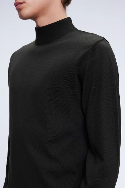 Haki Regular Fit Düz Yarım Balıkçı Yaka Yünlü Triko Kazak - 4