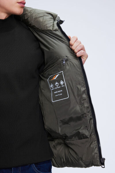 Haki Regular Fit Hakim Yaka Kapüşonlu Şişme Mont - 4