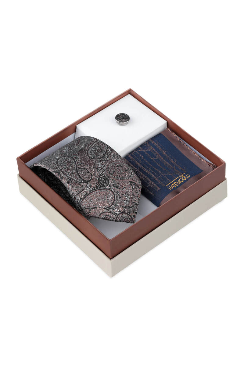 Kahverengi Kravat Mendil ve Yaka Rozeti 3'lü Set - Hatemoğlu (1)