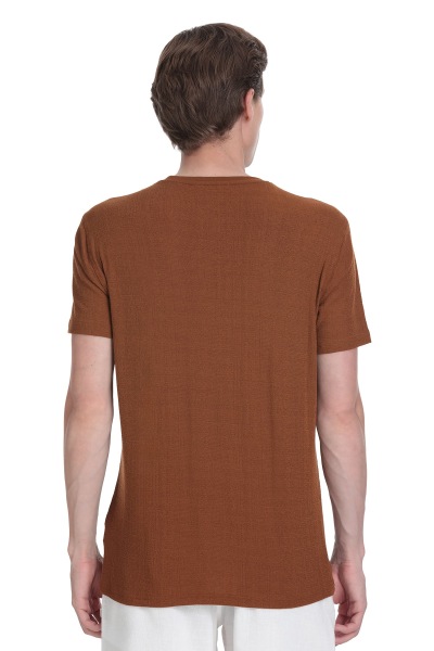 Kahverengi Regular Fit Bisiklet Yaka Tişört - 5