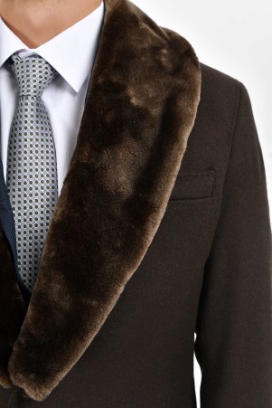 Kahverengi Yaka Kürk Detaylı Yünlü Palto - Thumbnail