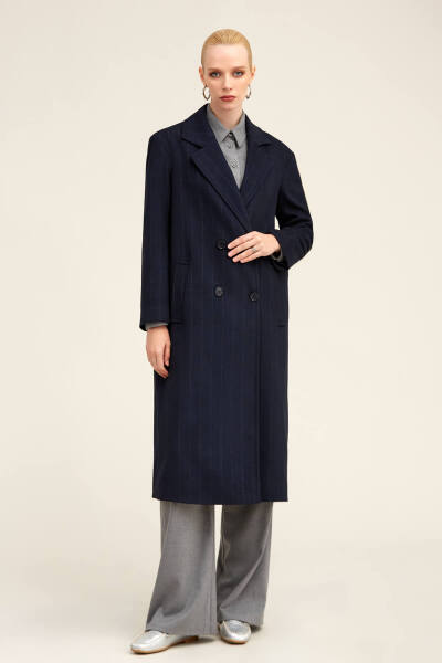 Saykı Woman Lacivert Dinamik Fit Ceket Yaka Kaşe Manto - 14