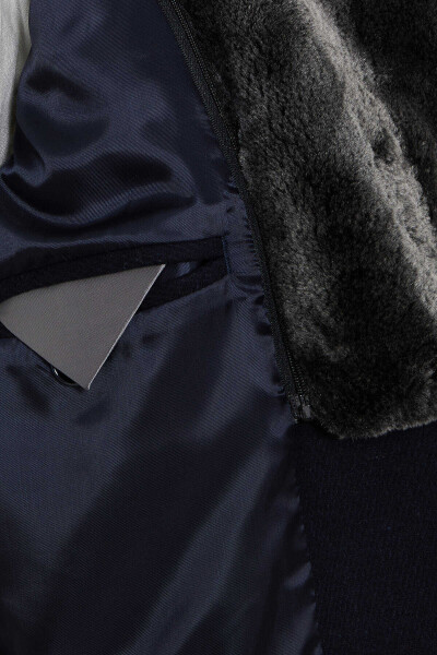 Lacivert Slim Fit Sivri Yaka Yünlü Kürklü Kaşe Palto - 8