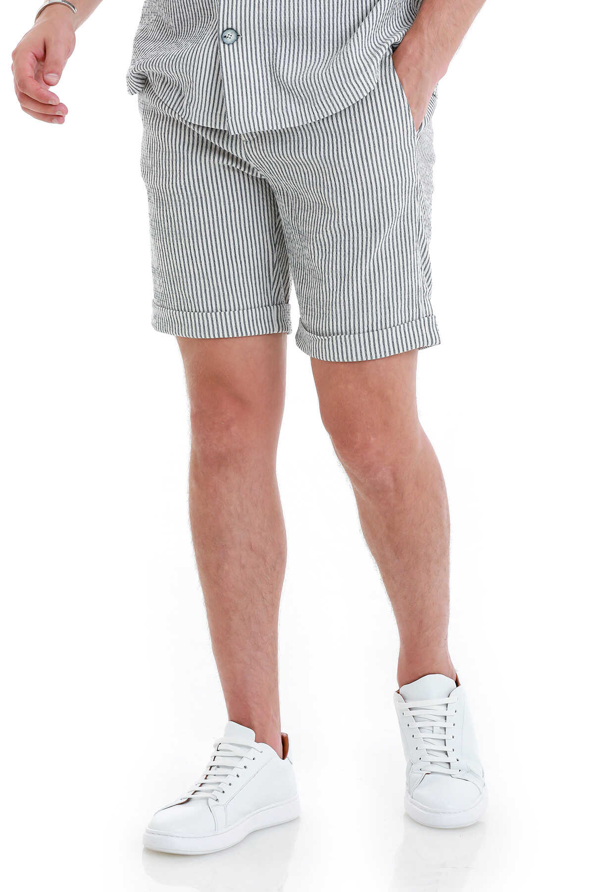 Lacivert Regular Fit Çizgili Yandan Cepli Şort - 3