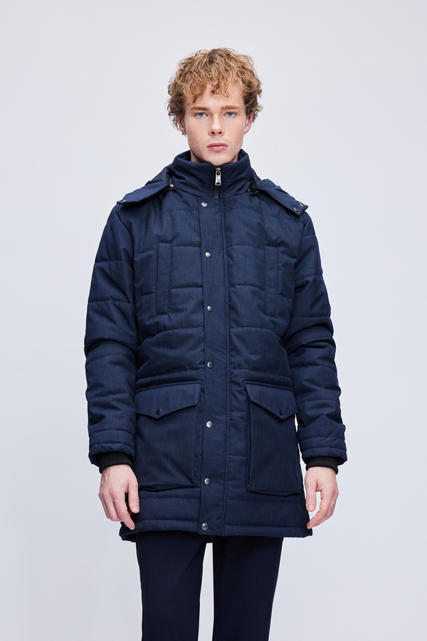 Lacivert Regular Fit Hakim Yaka Desenli Kapitone Uzun Kapüşonlu Mont - Hatemoğlu