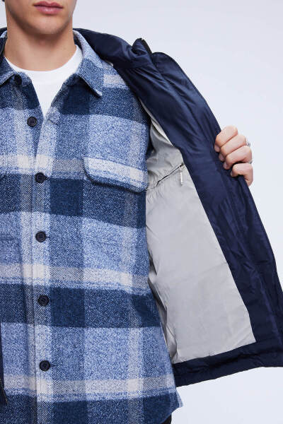 Lacivert Regular Fit Hakim Yaka Şişme Mont - 4