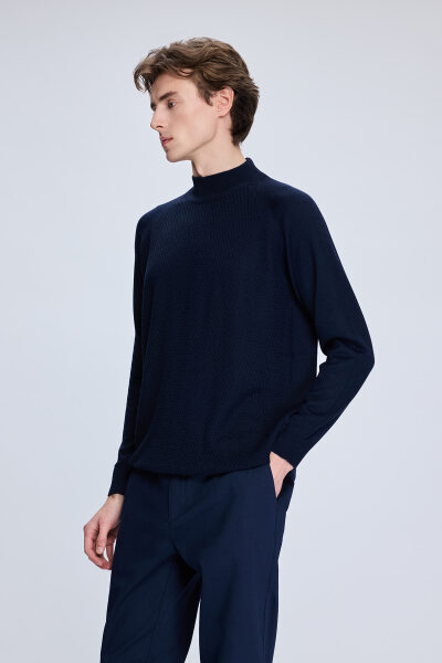 Lacivert Regular Fit Jakarlı Yarım Balıkçı Yaka Yünlü Kazak - 3