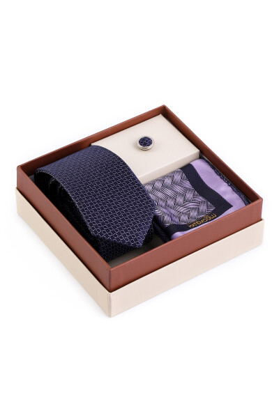 Lila Üçlü Yaka Rozeti Kravat Mendil Set - 3