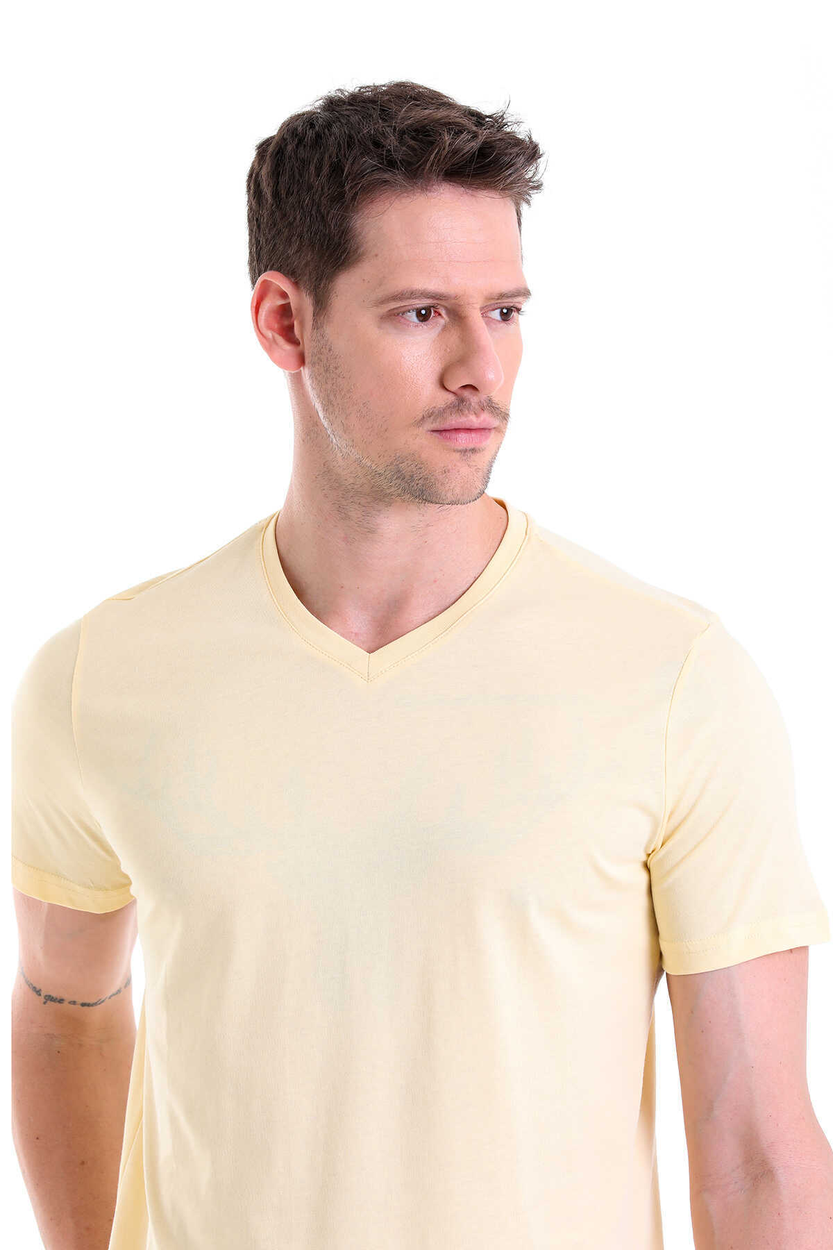 Sarı Regular Fit Düz 100% Pamuklu V Yaka Tişört - 3