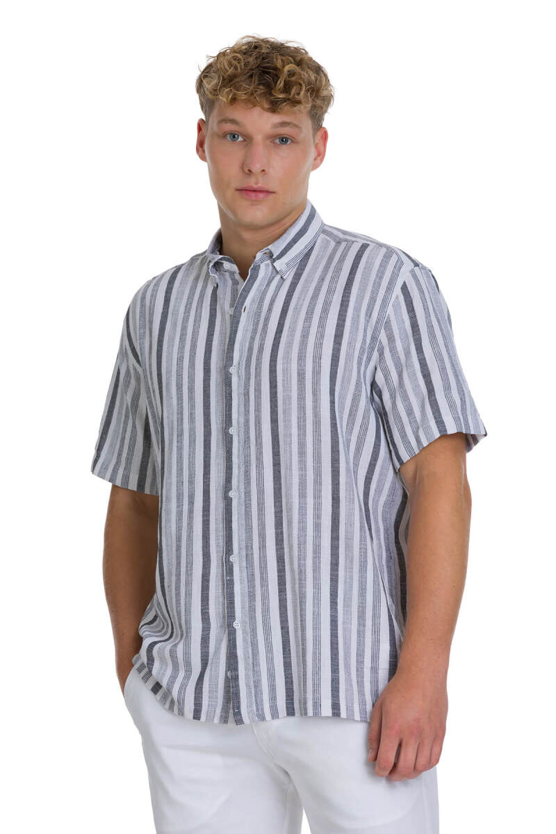 Siyah Comfort Fit 100% Pamuk Düğmeli Yaka Kısa Kollu Pamuk Gömlek - HTML