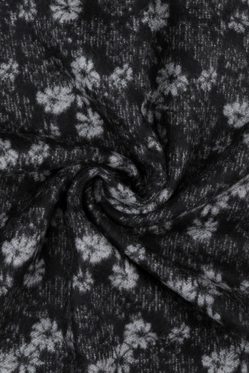 Siyah Desenli Atkı - Hatemoğlu (1)