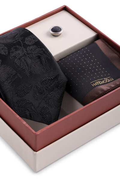 Siyah Üçlü Yaka Rozeti Kravat Mendil Set - 3